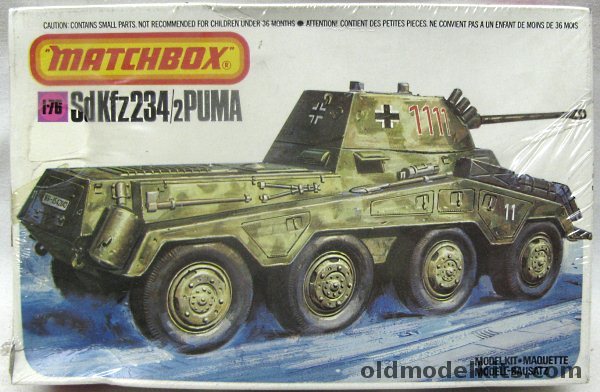 Matchbox 1/76 Puma SdKfz 234/2  with Diorama Display Base, PK76 plastic model kit